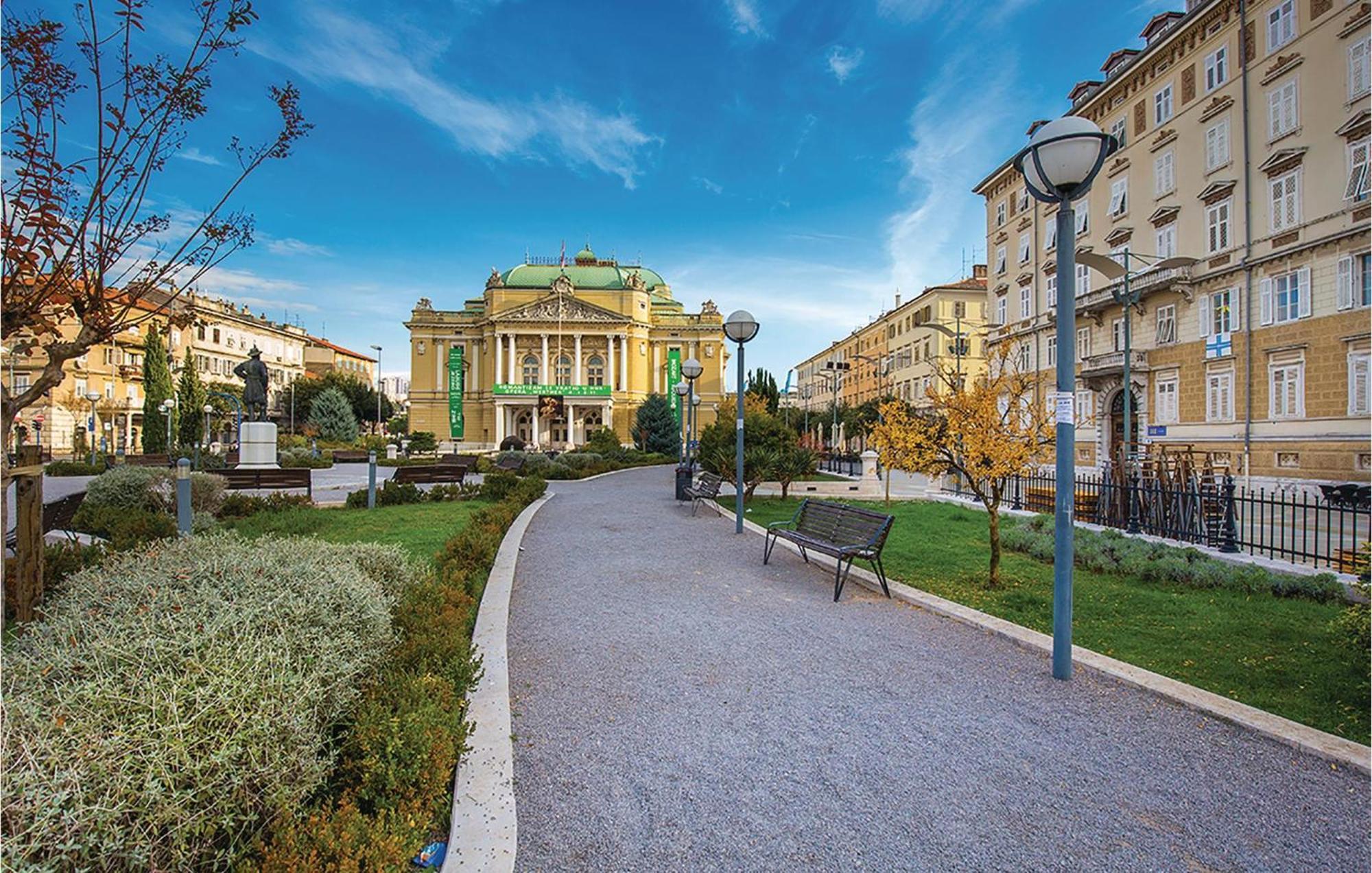 Gorgeous Apartment In Rijeka With Wifi Bagian luar foto